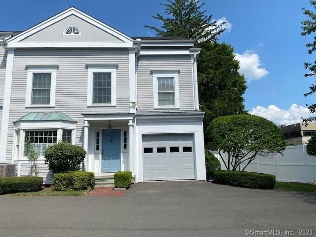 82 Seminary St unit 4, New Canaan, CT 06840 - photo 1