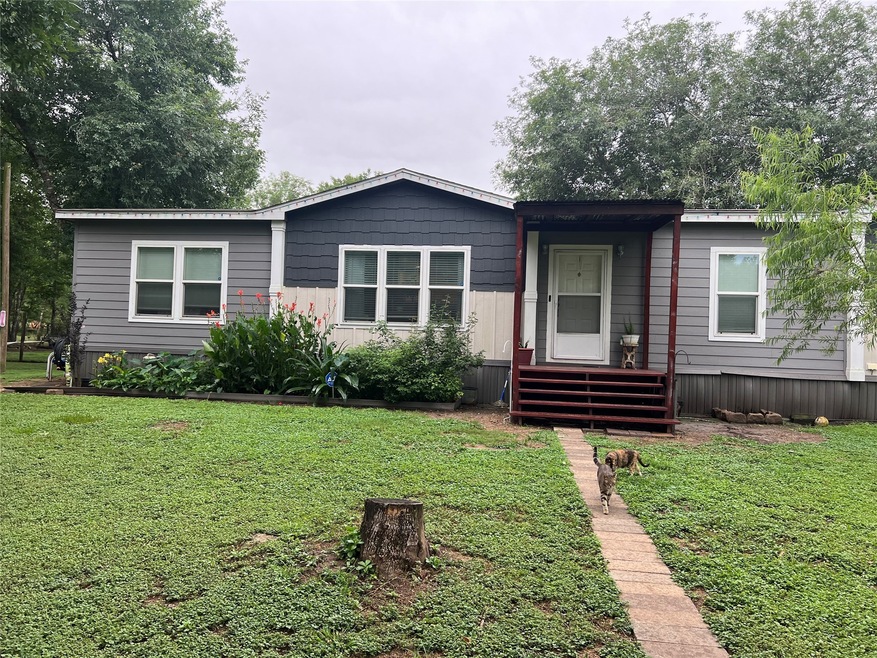 4630 Hill Side Ln, Needville, TX 77461 - photo 1