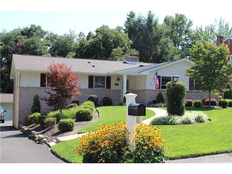 Exterior Front. Well Mainted Brick home Move in Co