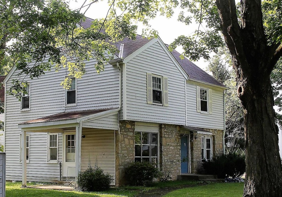 162 WOODCLIFF DR