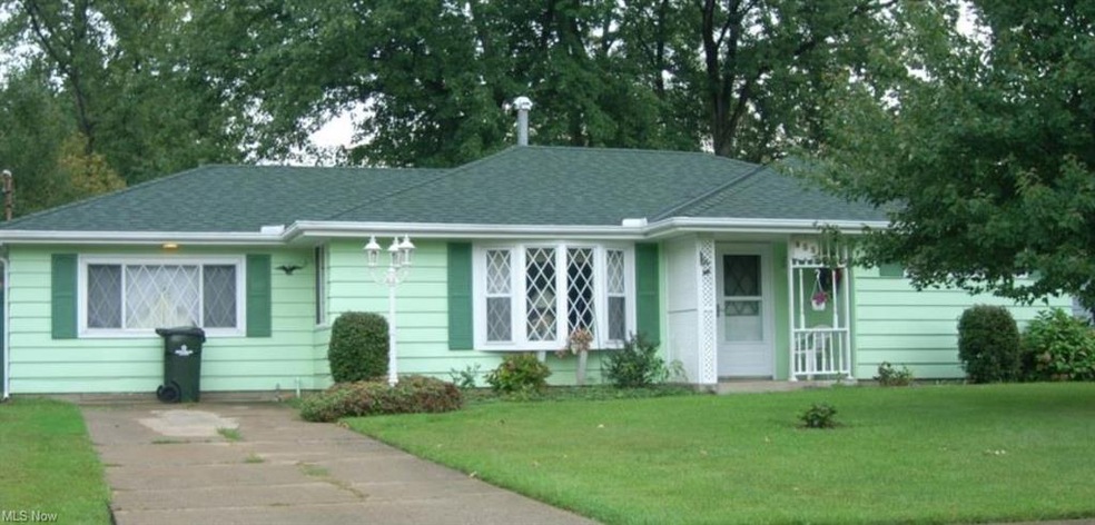 853 Marion St, Sheffield Lake, OH 44054 - photo 1