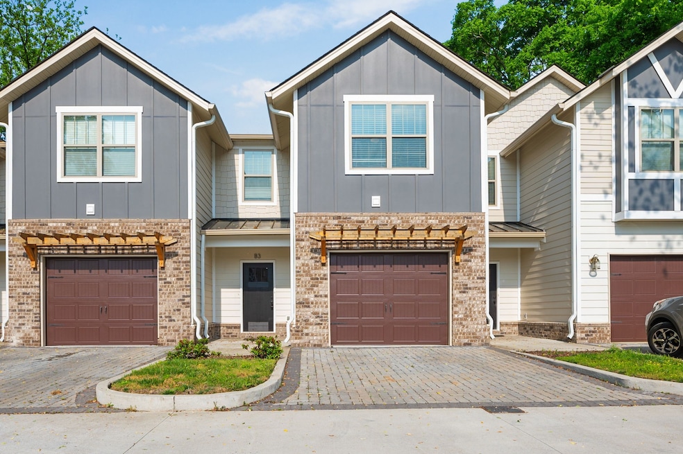 For Rent $1,995/month • Co-Listing Agent