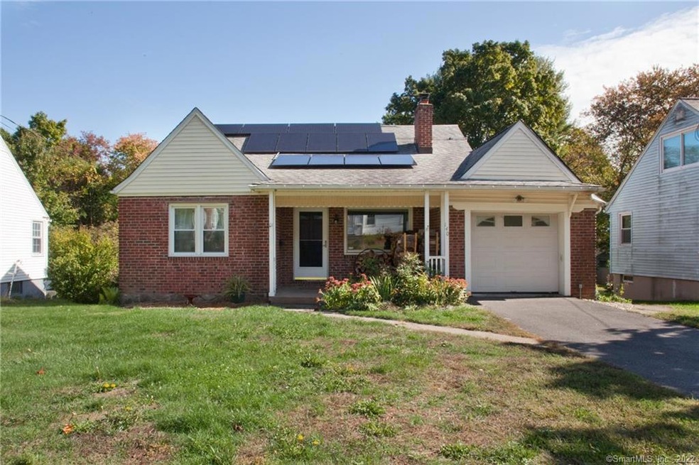 Welcome Home to 140 Hoover Ave.