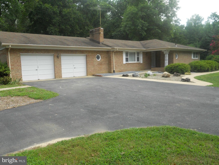 5527 Chapmans Landing Rd, Indian Head, MD 20640 - photo 1