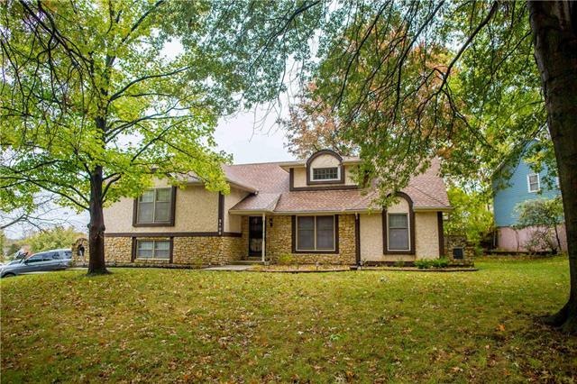 Welcome Home to 2105 N. Lazy Branch Rd!