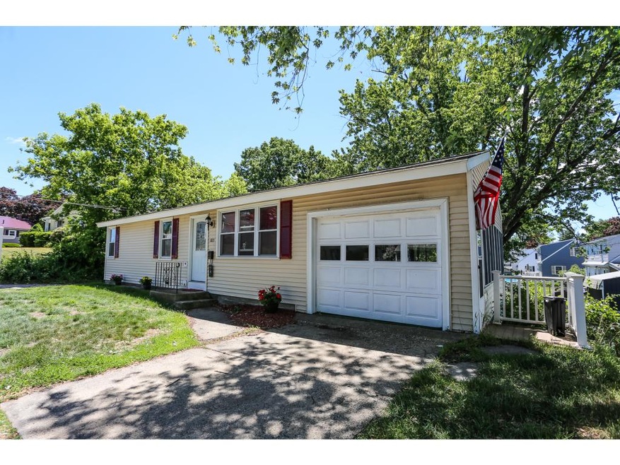 823 Cilley Rd, Manchester, NH 03103 - photo 1