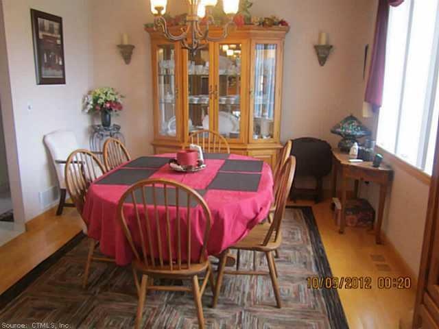 38 Old King St, Enfield, CT 06082 - photo 1