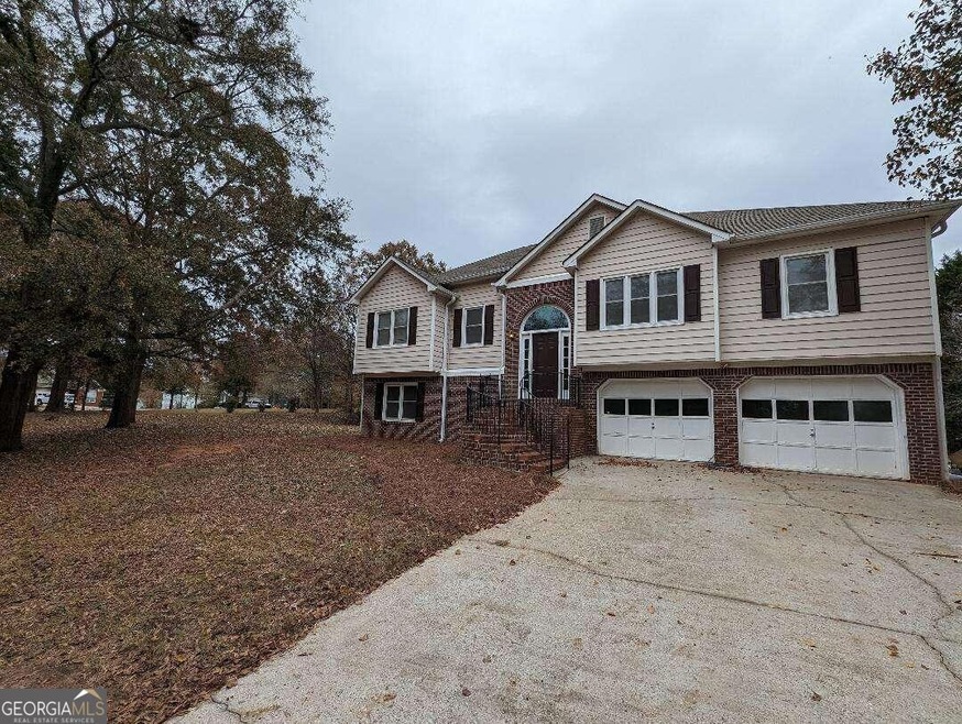 298 Keys Dr, Braselton, GA 30517 - photo 1