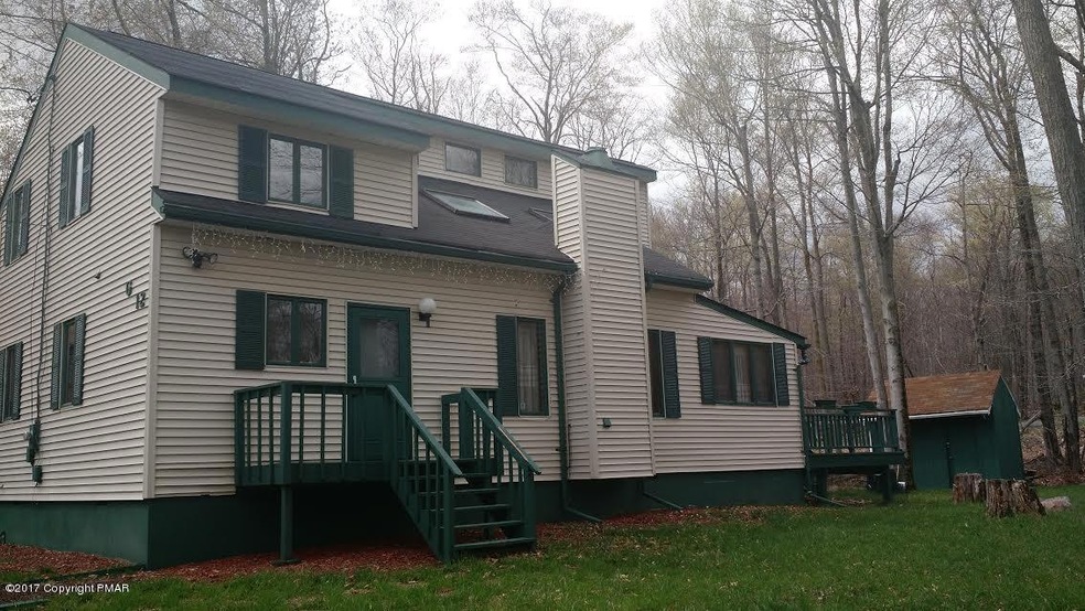 7084 Boulder Ct, Tobyhanna, PA 18466 - photo 1