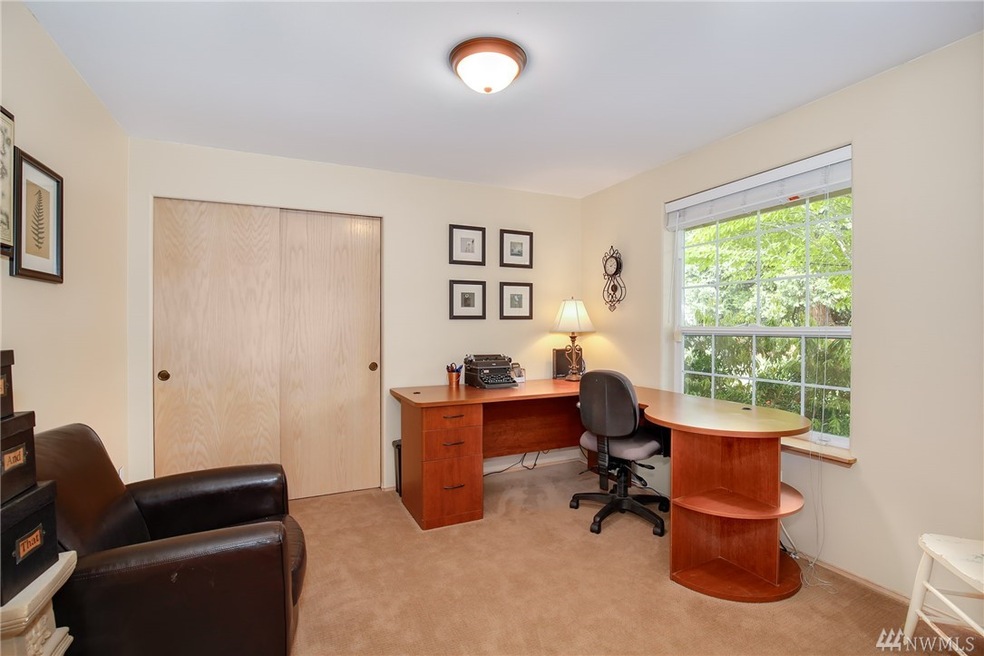 8112 46th Place W, Mukilteo, WA 98275 - photo 1