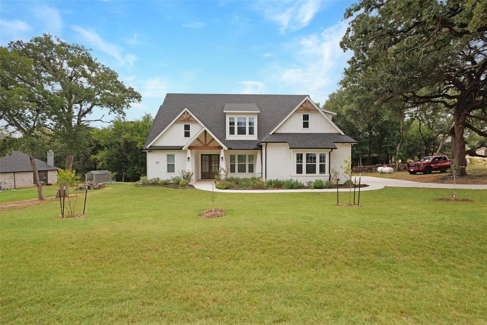 120 Eagle Point N, Azle, TX 76020 - photo 1