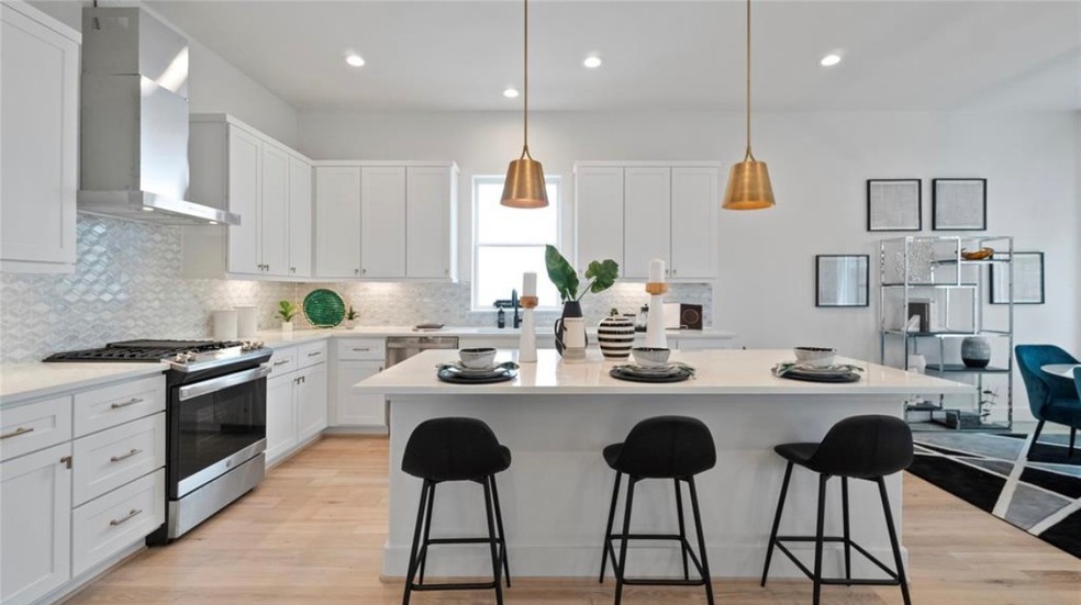 8702 Ojeman Creek Ln, Houston, TX 77055 - photo 1