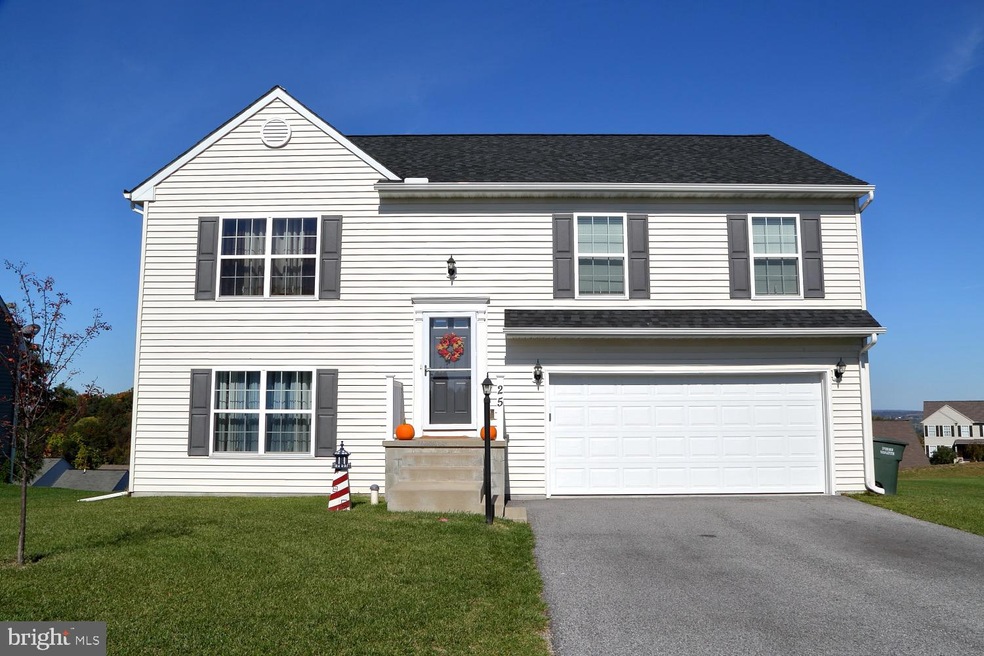 25 Ryan Ln, Mount Wolf, PA 17347 - photo 1