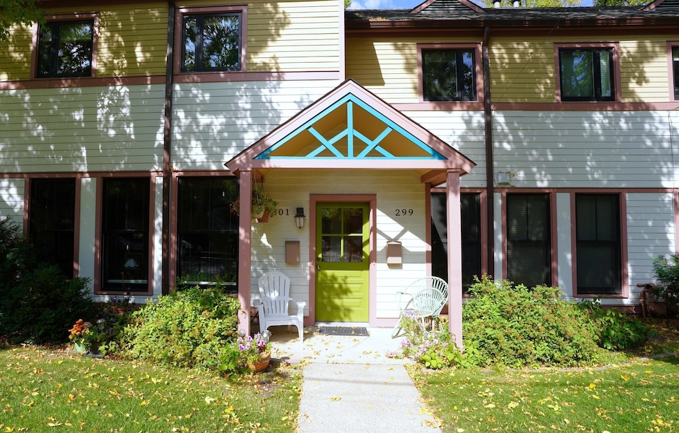 For Sale $320,000 • Co-Listing Agent