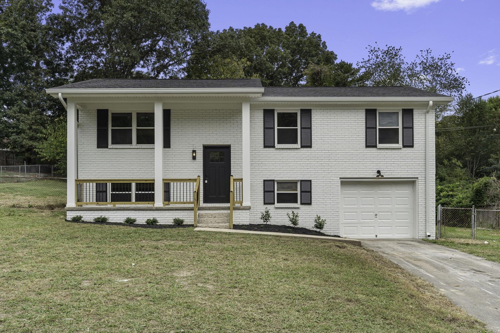 12-web-or-mls-422 Sevier-Josh Barr-12