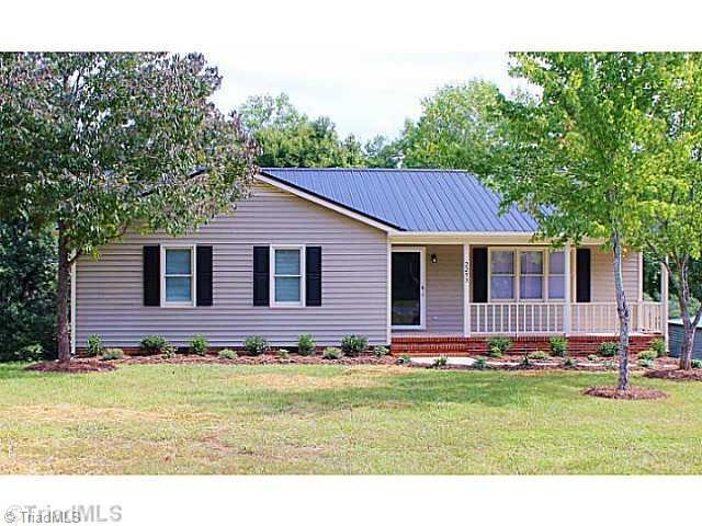 2293 Tot Hill Farm Rd, Asheboro, NC 27205 - photo 1