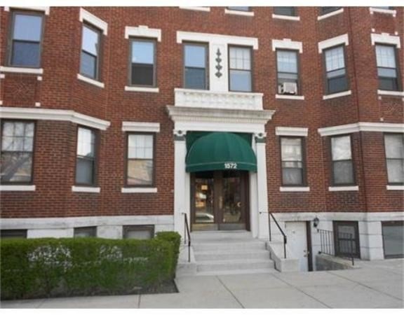 1572 Commonwealth Ave unit 101, Brighton, MA 02135 - photo 1