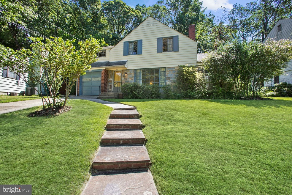 3021 Crest Ave, Cheverly, MD 20785 - photo 1