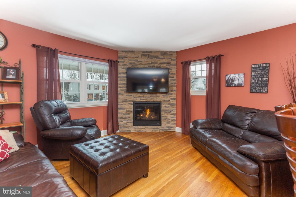 424 Nollmeyer Rd, Middle River, MD 21220 - photo 1