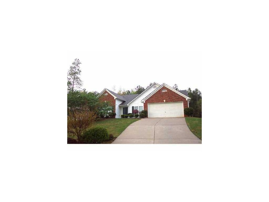 Exterior Front. Close to Lake Lanier, Great Commun
