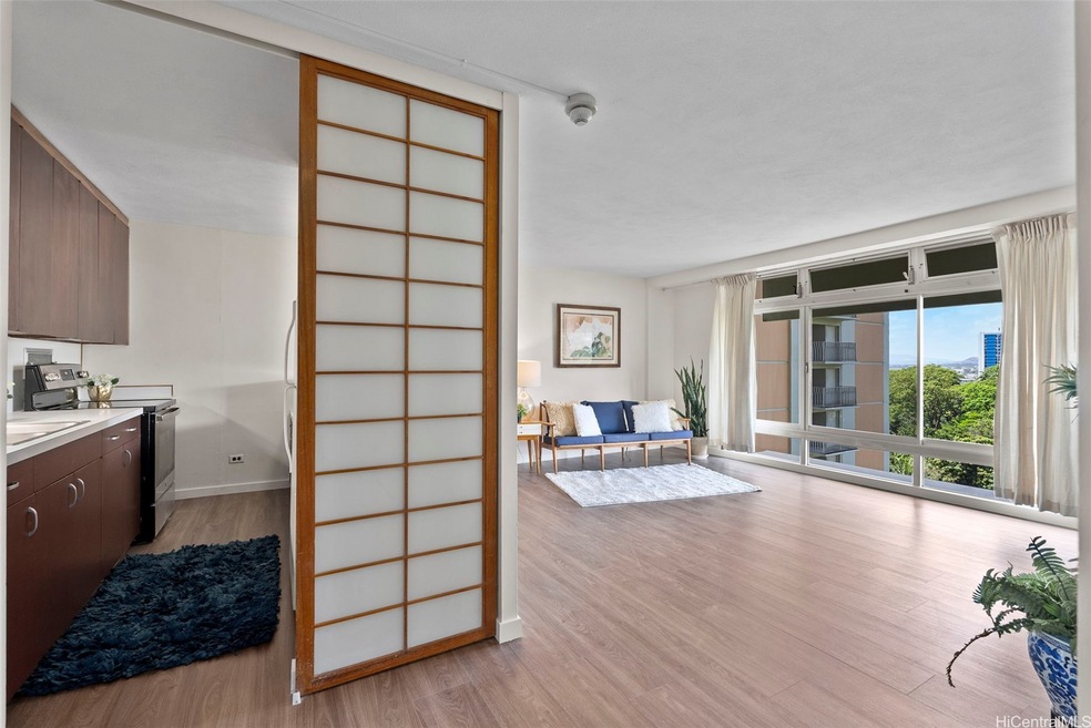 Queen Emma Gardens unit 1044, Honolulu, HI 96817 - photo 1