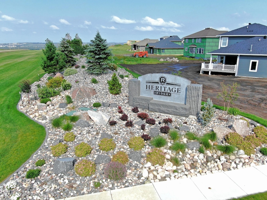 5921 Crested Butte Rd, Bismarck, ND 58503 - photo 1