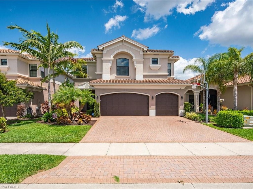 Front view of home