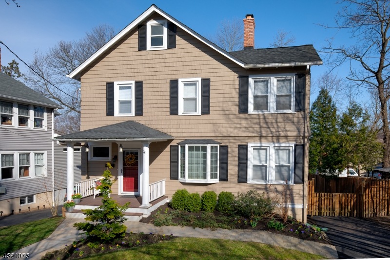 8 N Summit Ave, Chatham, NJ 07928 - photo 1