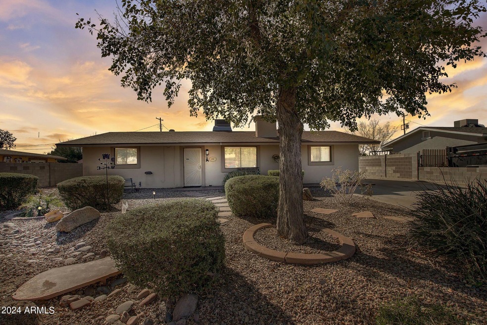 1-web-or-mls-N 104th Pl - VT-001