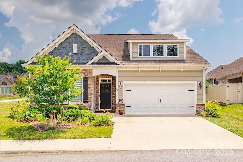 469 Summerfield Place, Flat Rock, NC 28731 - photo 1