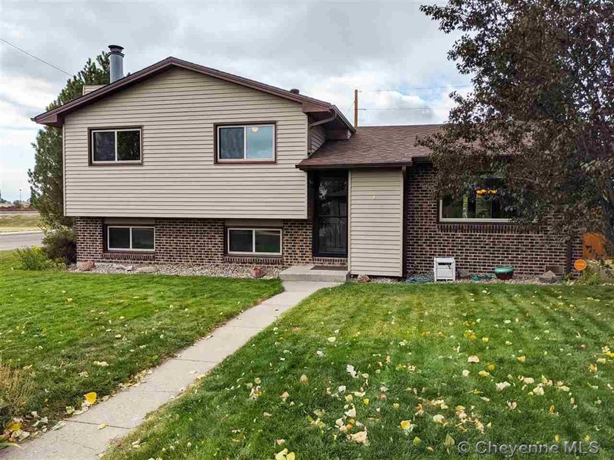 3525 Randy Rd, Cheyenne, WY 82001 - photo 1