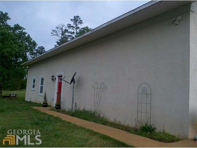 81 Garrett Rd, Lagrange, GA 30240 - photo 1