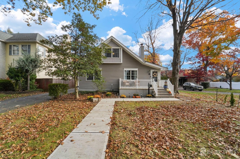 51 Thomas St, Metuchen, NJ 08840 - photo 1