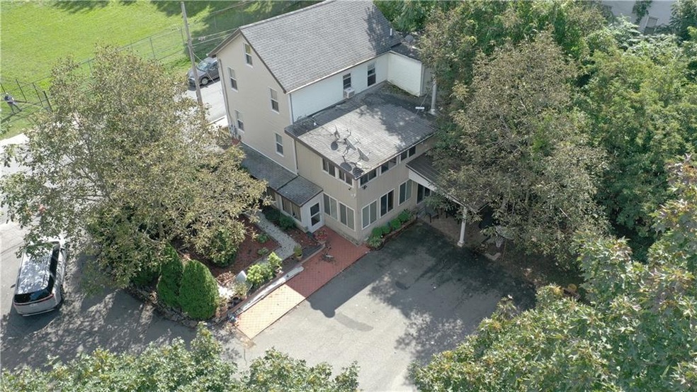 80 Branch St, Pawtucket, RI 02860 - photo 1