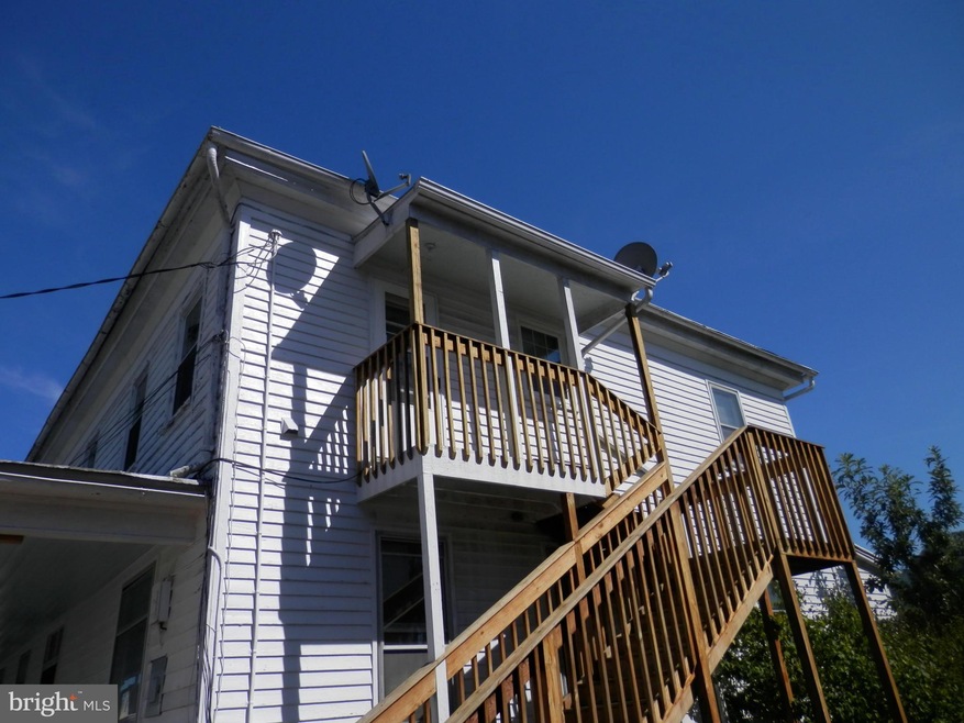 107 S High St unit . B, Edinburg, VA 22824 - photo 1