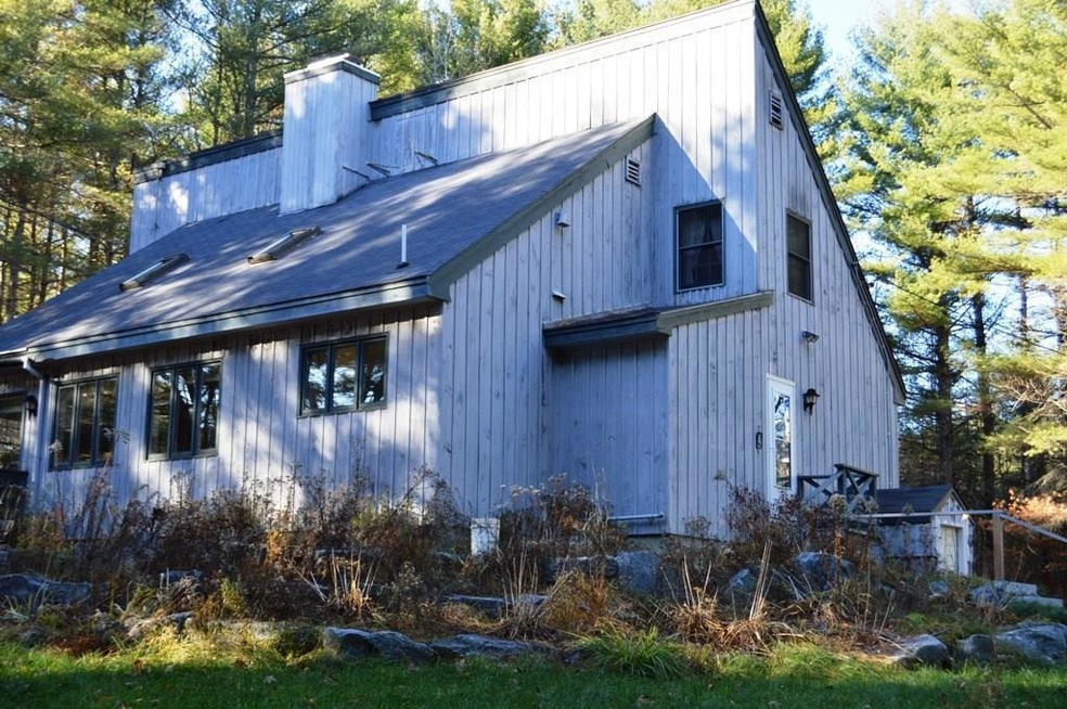 Spacious contemporary home featuring...