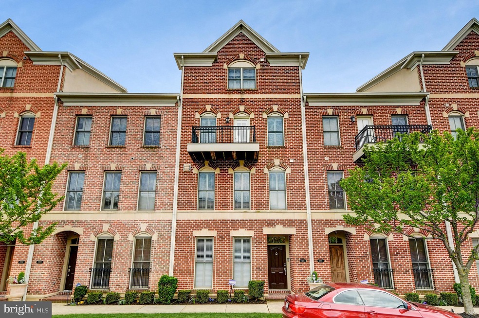 1211 Dockside Cir, Baltimore, MD 21224 - photo 1