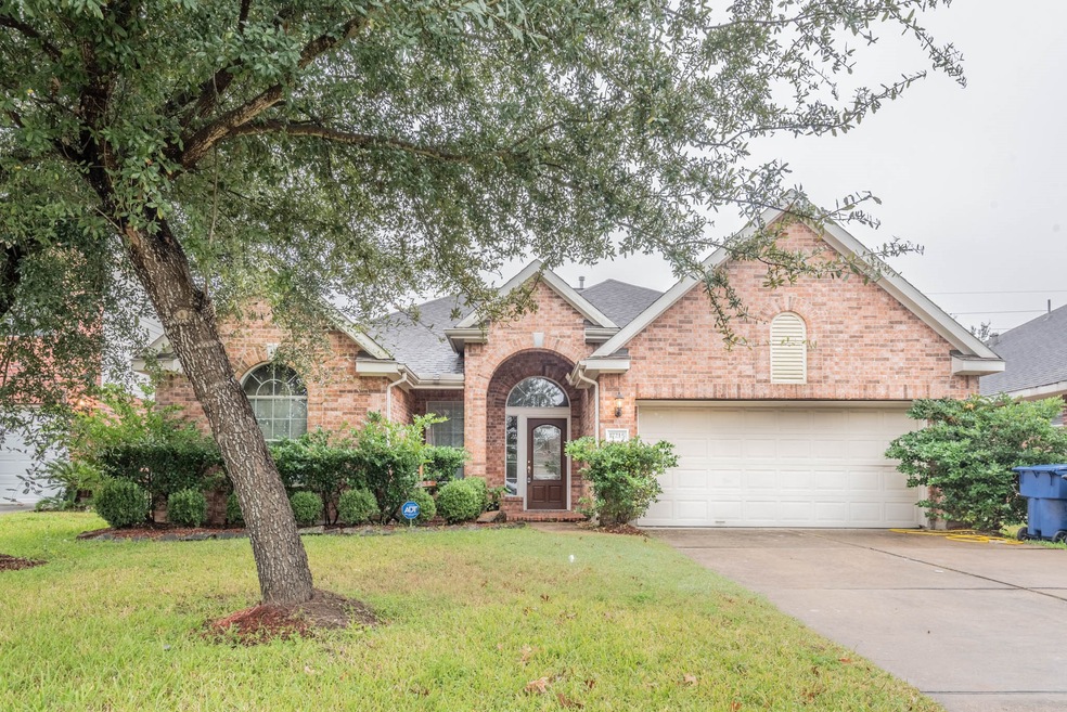 17215 Fernchase Ct, Houston, TX 77095 - photo 1