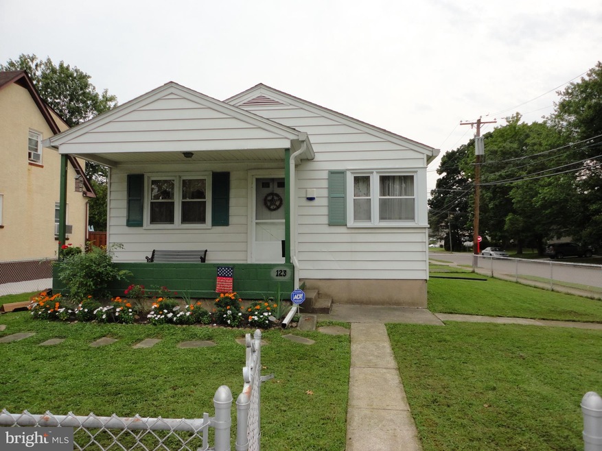 123 Ridley Ave, Folsom, PA 19033 - photo 1