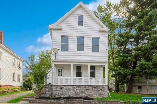 146 Godwin Ave unit 2, Midland Park, NJ 07432 - photo 1