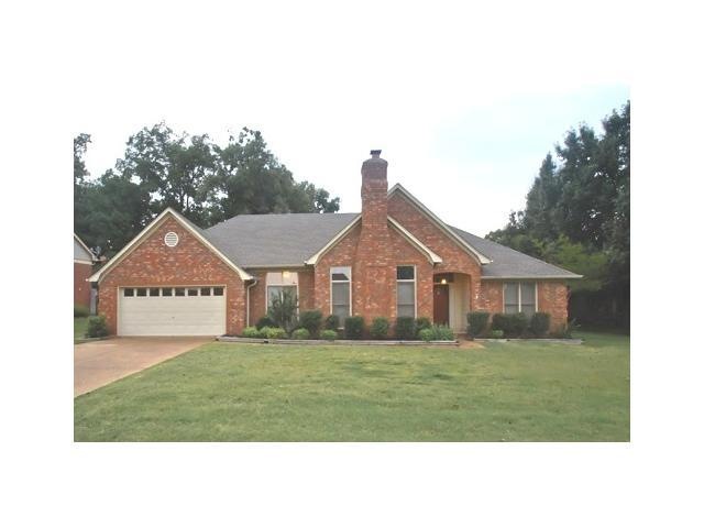 Welcome Home! Brand New Roof, Immaculate Yard and 