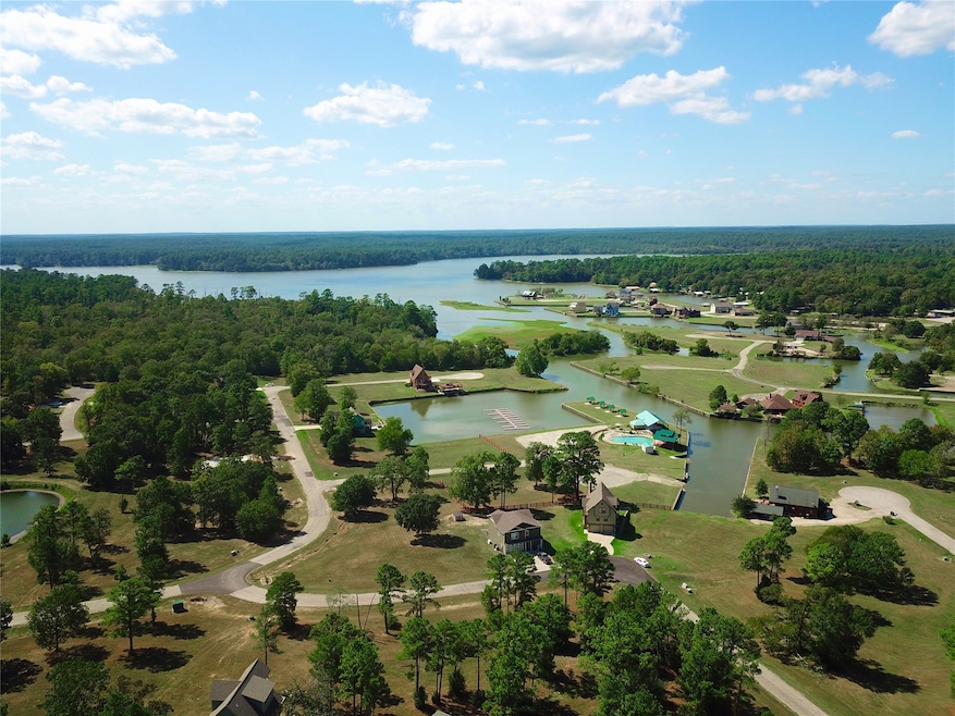 201 N Forest Dr, Huntsville, TX 77340 - photo 1