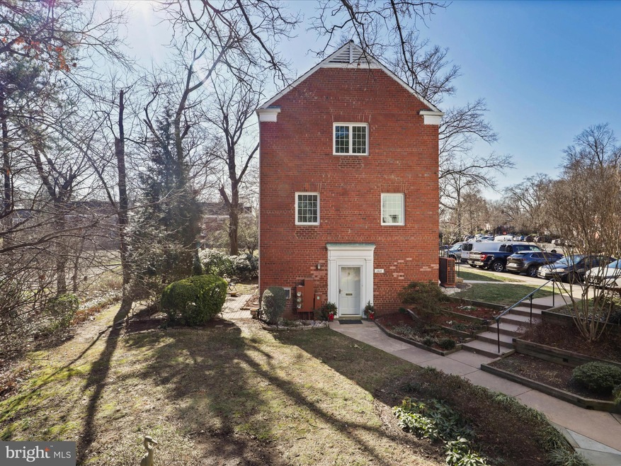 1606 Ripon Place, Alexandria, VA 22302 - photo 1