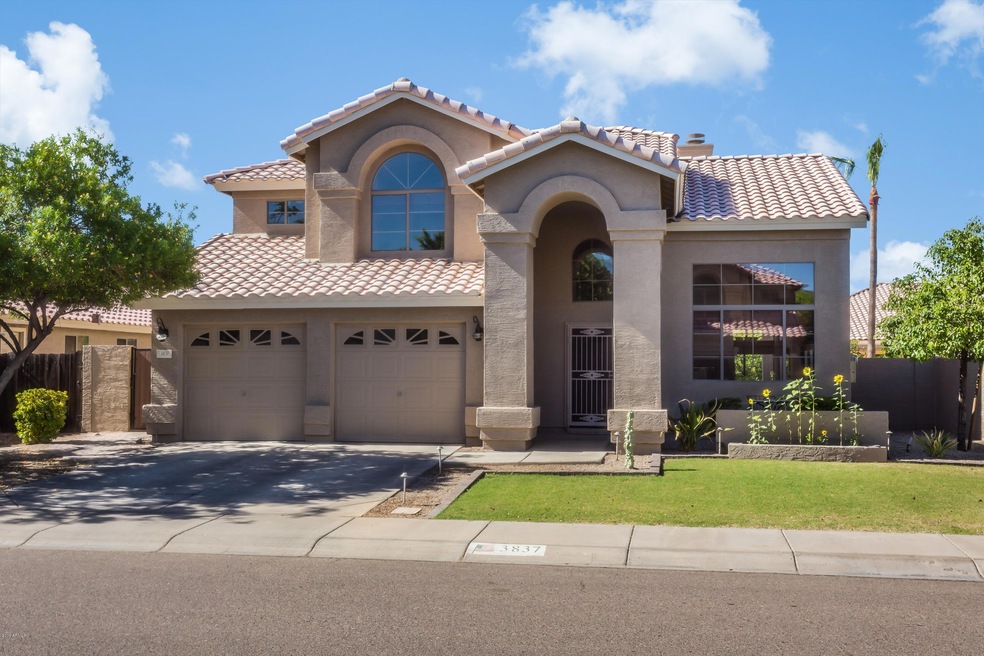 3837 E kings-1