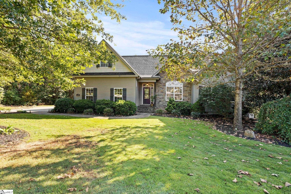 29 Phillips Meadow Way, Travelers Rest, SC 29690 - photo 1