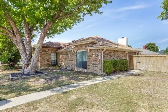 456 Little Valley Ct, Fort Worth, TX 76108 - photo 1
