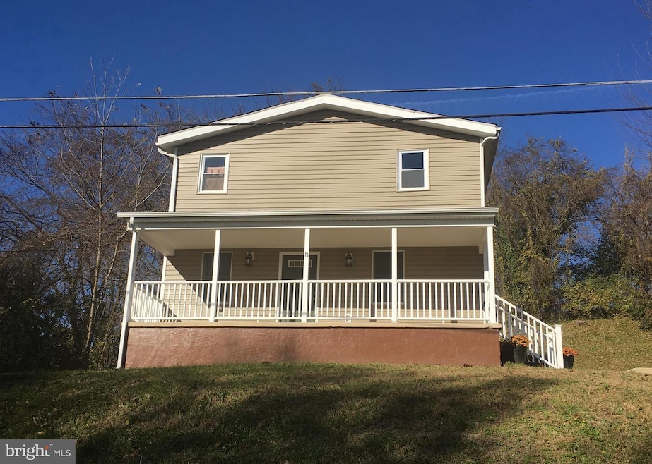 8 Akin Ave, Capitol Heights, MD 20743 - photo 1