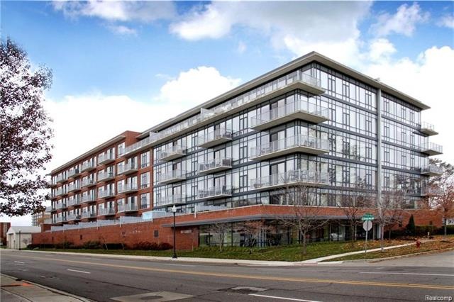 CURRY CONDOMINIUMS.jpg