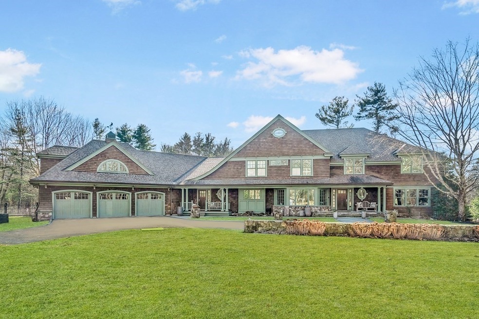 14 Hamlins Crossing, Dover, MA 02030 - photo 1