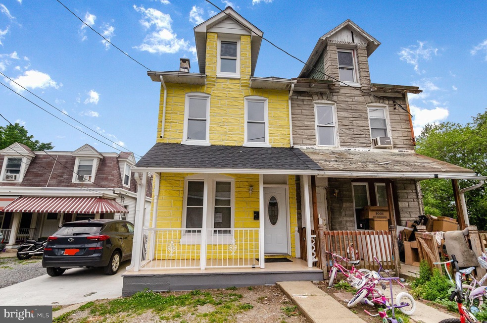 2818 Moyers Ln, Reading, PA 19605 - photo 1